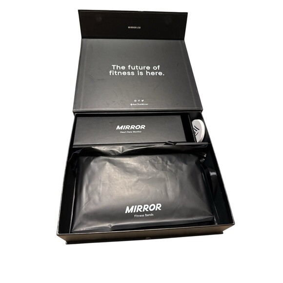 Lululemon X Mirror Starter Pack Heart Rate Monitor Exercise Bands Bundle New - Picture 2 of 5